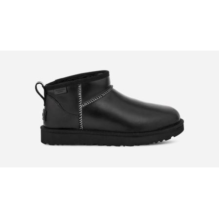 UGG® Classic Ultra Mini Leather Regenerate-laars in Black, Maat 43, Leder