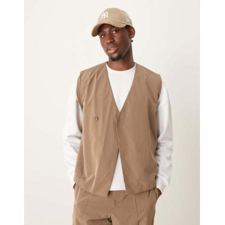 ASOS DESIGN - Net gilet in bruine tech stof, deel van co-ord set