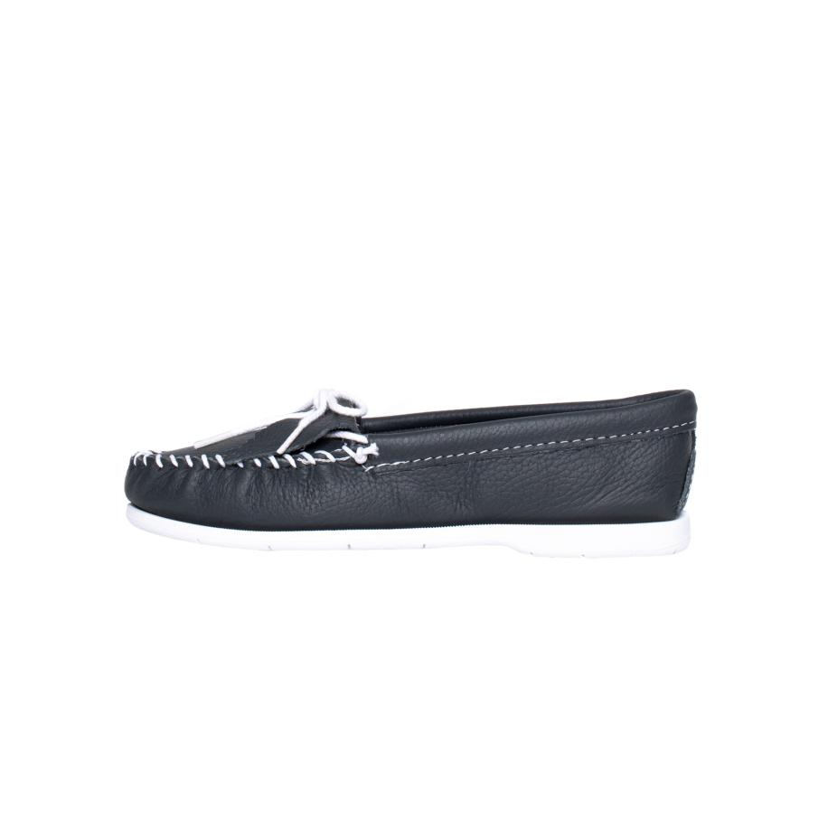 Minnetonka Minnetonka Mocassins Undeaded Kilty navy -