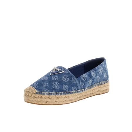 Guess Jolandon Moccasin