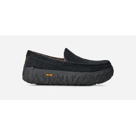UGG® Ascot Vibram Wrap Tech in Black, Maat 46, Suede