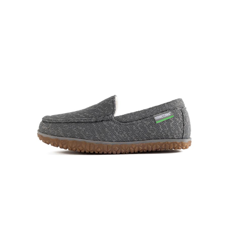 Minnetonka Minnetonka Mocassins Eco Elm donkergrijs -