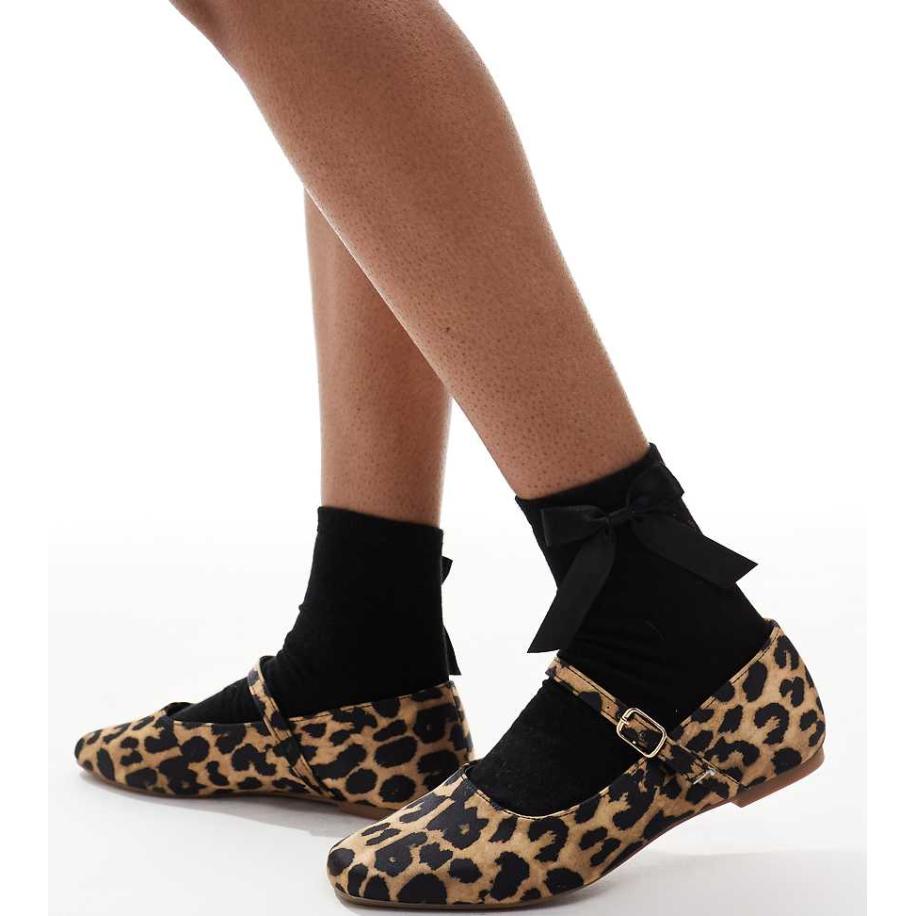 SEQWL Iris Balletschoenen met strik en brede pasvorm in luipaardprint-Veelkleurig Multicolor