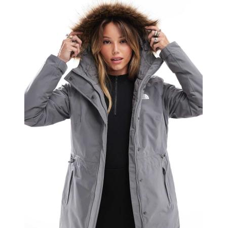 The North Face Zaneck Geïsoleerde parka met capuchon met imitatiebont in grijs