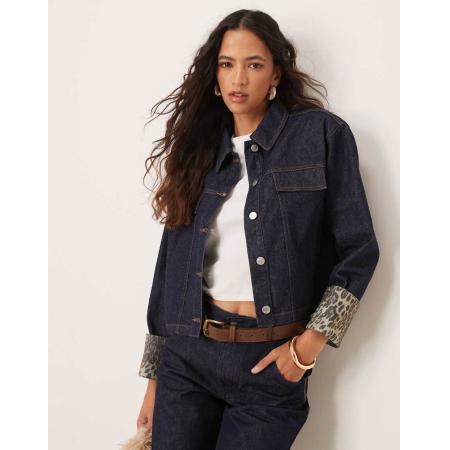 ASOS DESIGN Denim jack met omgeslagen manchetten met luipaardprint in indigo-Blauw