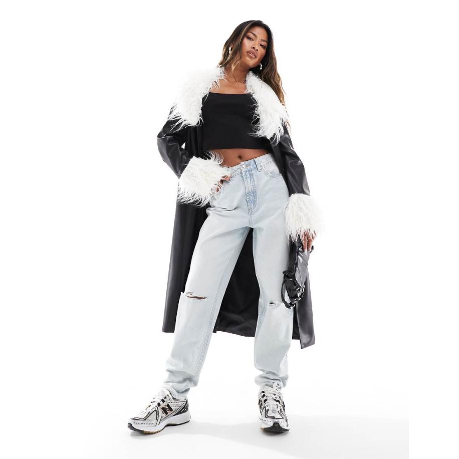 In The Style Trench met leerlook en afwerking van imitatiebont in zwart Zwart