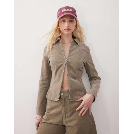 Weekday Getailleerd jasje van corduroy in bruin, deel van co-ord set