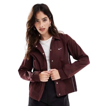 Nike Streetwear Geweven jack in bordeauxrood