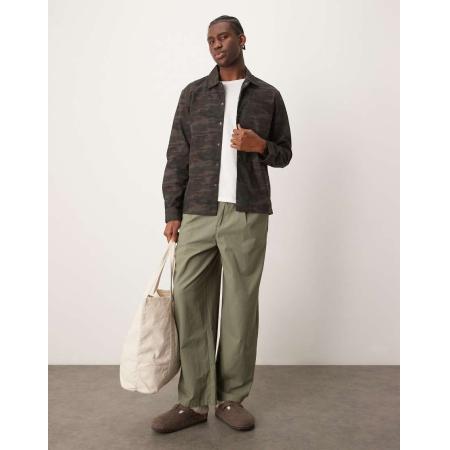 New Look - Shacket met camouflageprint in donkergroen