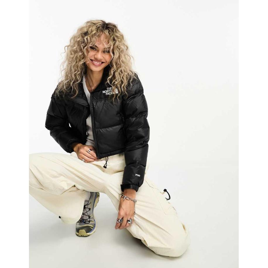 The North Face Nuptse Cropped donsjack in zwart Zwart