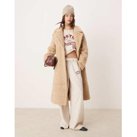 Glamorous Lange jas van imitatiebont in beige-Neutraal