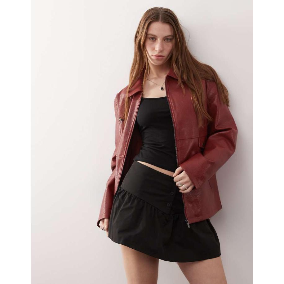 Noisy May Oversized racerjack van imitatieleer in rood Rood