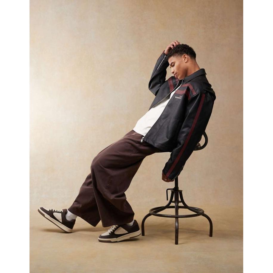 ASOS DESIGN - Oversized jack van imitatieleer met bordeauxrode strepen in zwart Zwart