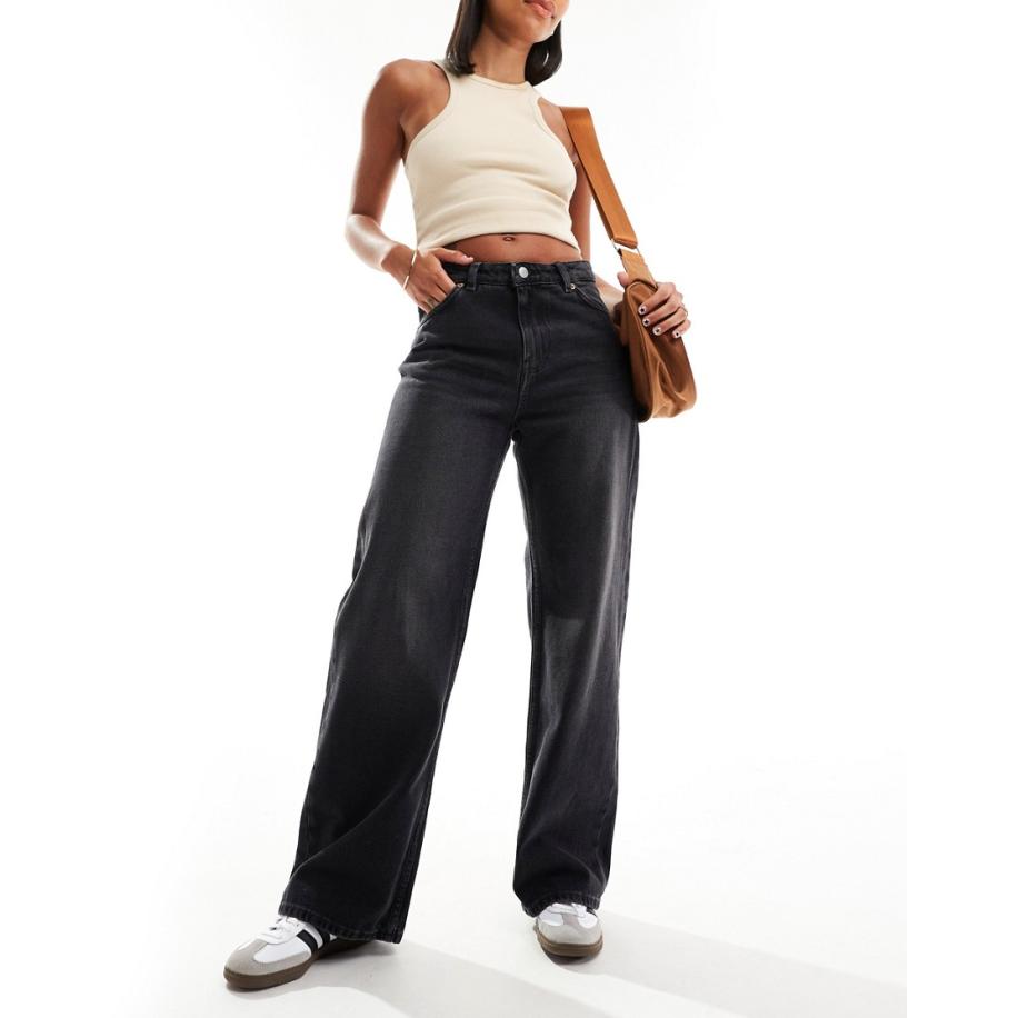 Monki Naoki Losvallende baggy jeans met lage taille in zwart Zwart