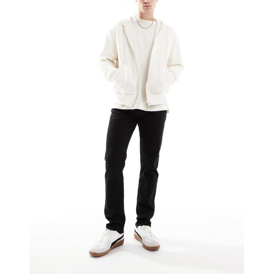 New Look - Smalle jeans in zwart Zwart