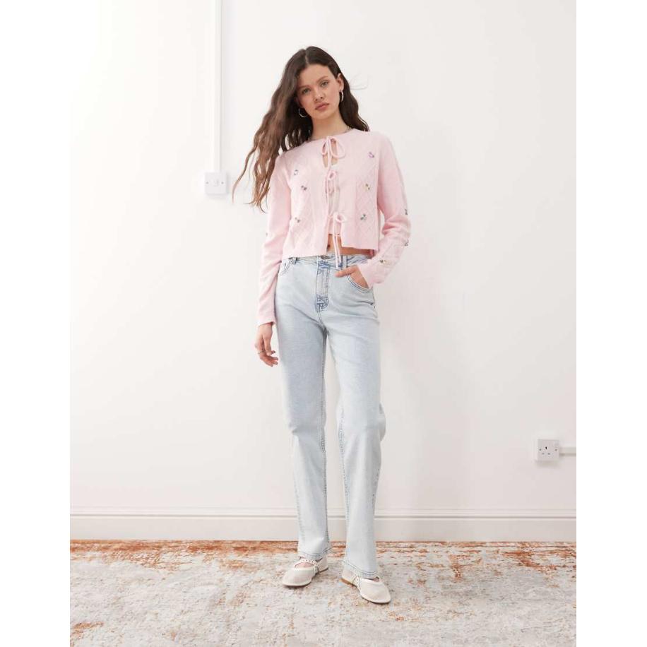 Miss Selfridge Jeans met rechte pijpen en hartvormige zakken in ijs bleekwassing-Blauw Blauw