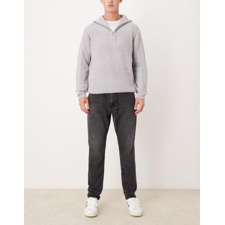 Abercrombie & Fitch - Athletic - Slim-fit jeans met wassing in zwart