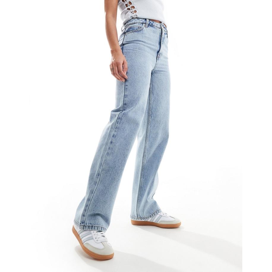 Miss Selfridge Jeans met rechte pijpen in lichte bleekwassing-Blauw Blauw