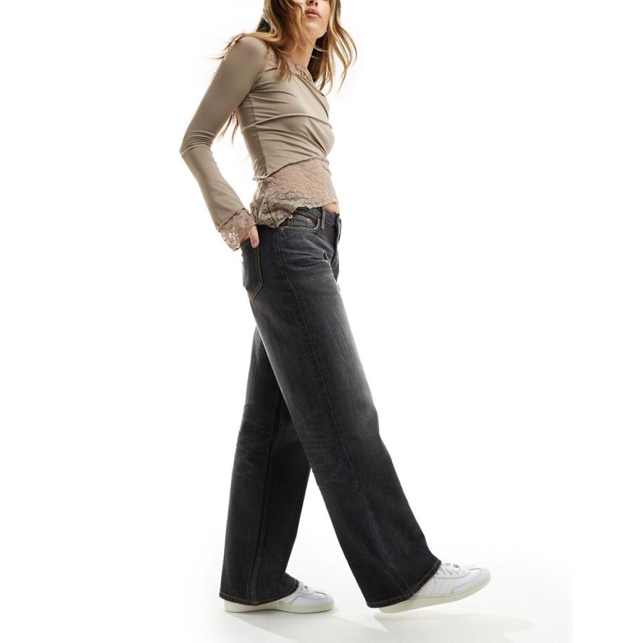 Weekday Ample Losvallende jeans met rechte pijpen en lage taille in asgrijs met wassing-Zwart Zwart