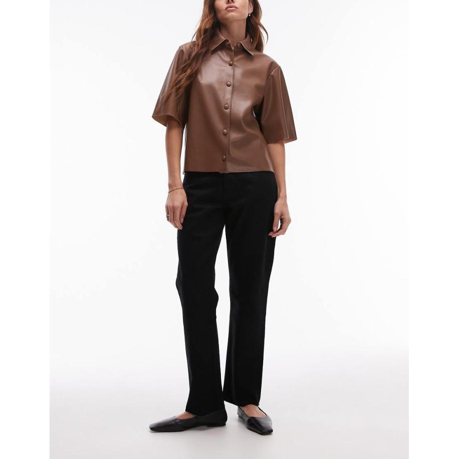 Topshop Cropped jeans met rechte pijpen, halfhoge taille en onafgewerkte zoom in zwart Zwart