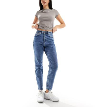 Noisy May Rechte jeans met hoge taille in mid-wash blauw