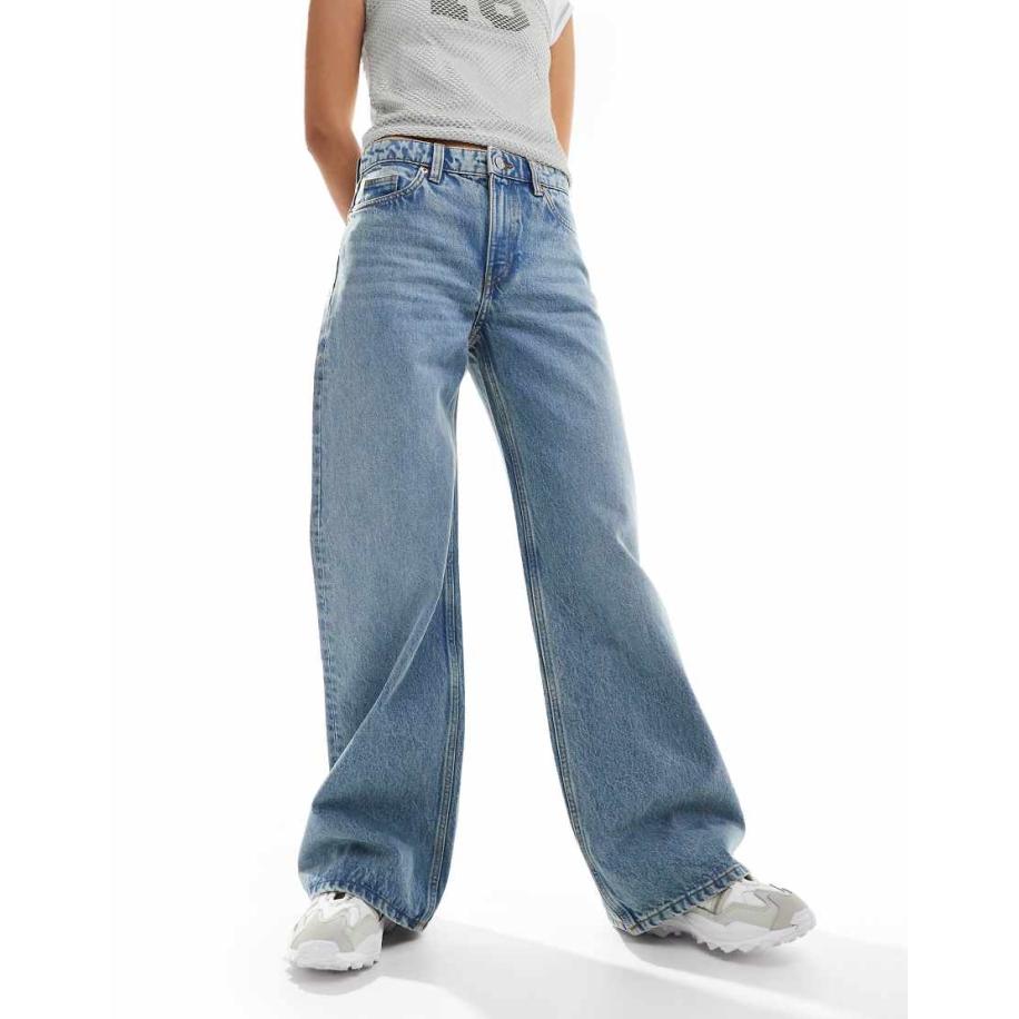 Monki Paz Jeans met normale taille en wijde pijpen in middenblauw Blauw