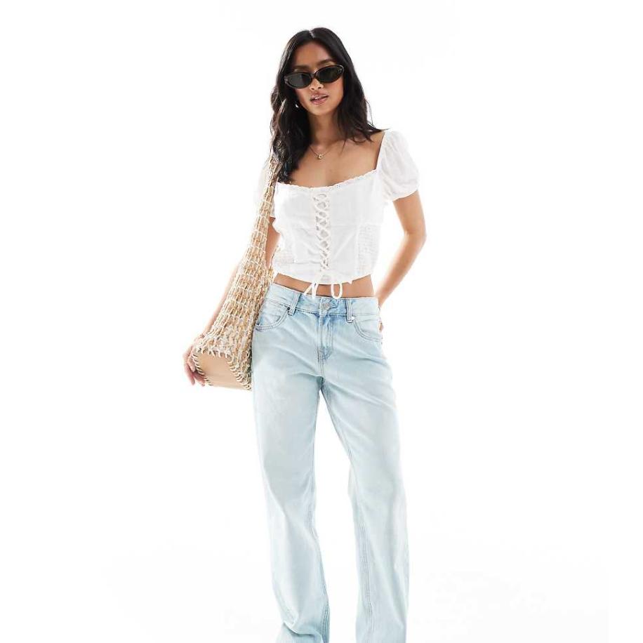 Stradivarius Petite D03 Jeans met rechte pijpen en lage taille in lichtblauwe wassing Blauw