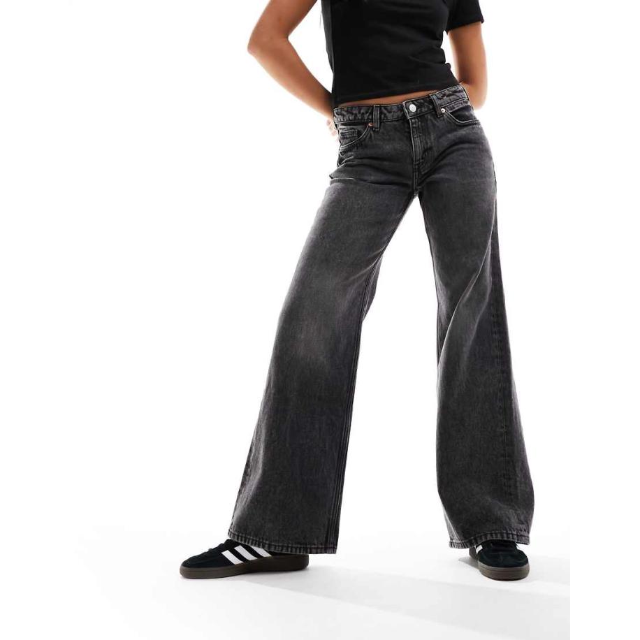 Monki Imoo Jeans met lage taille in zwart Zwart