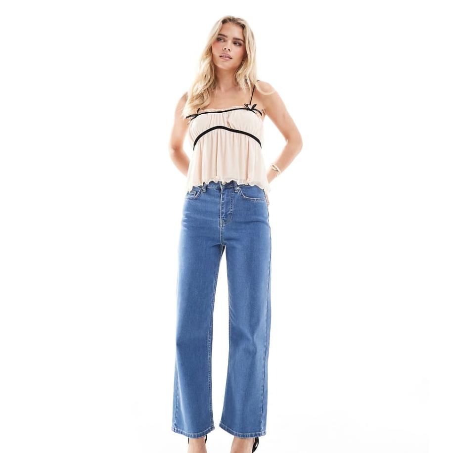 Miss Selfridge Petite Jeans met rechte pijpen en hartvormige zakken in lichte wassing-Blauw Blauw