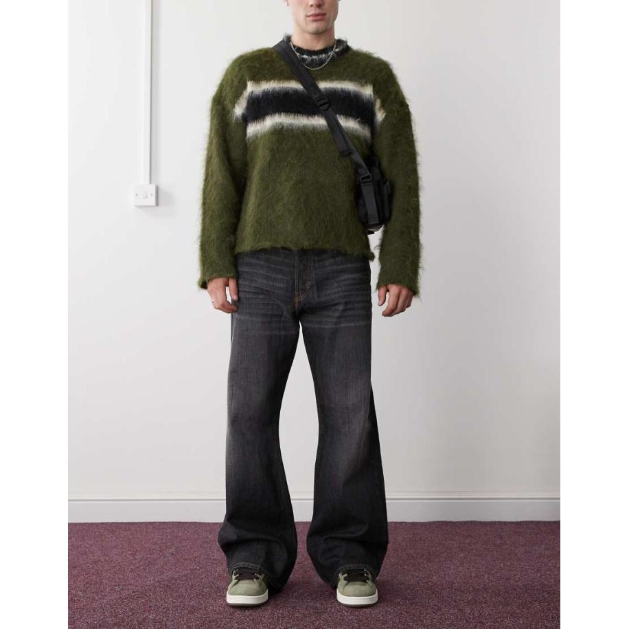 Weekday - Time - Bootcut jeans met baggy pasvorm in aszwart Zwart