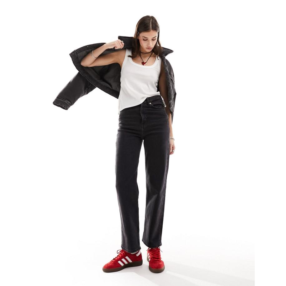 Monki Zami Jeans met rechte pijpen en hoge taille in zwart Zwart