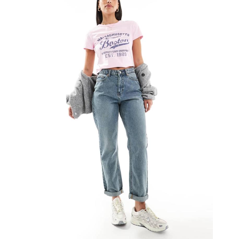 DTT Veron Ruimvallende mom jeans in vintage tint met wassing-Blauw Blauw