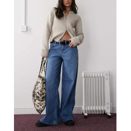 Noisy May Andy Jeans met wijde pijpen en lage taille in middenblauw met wassing