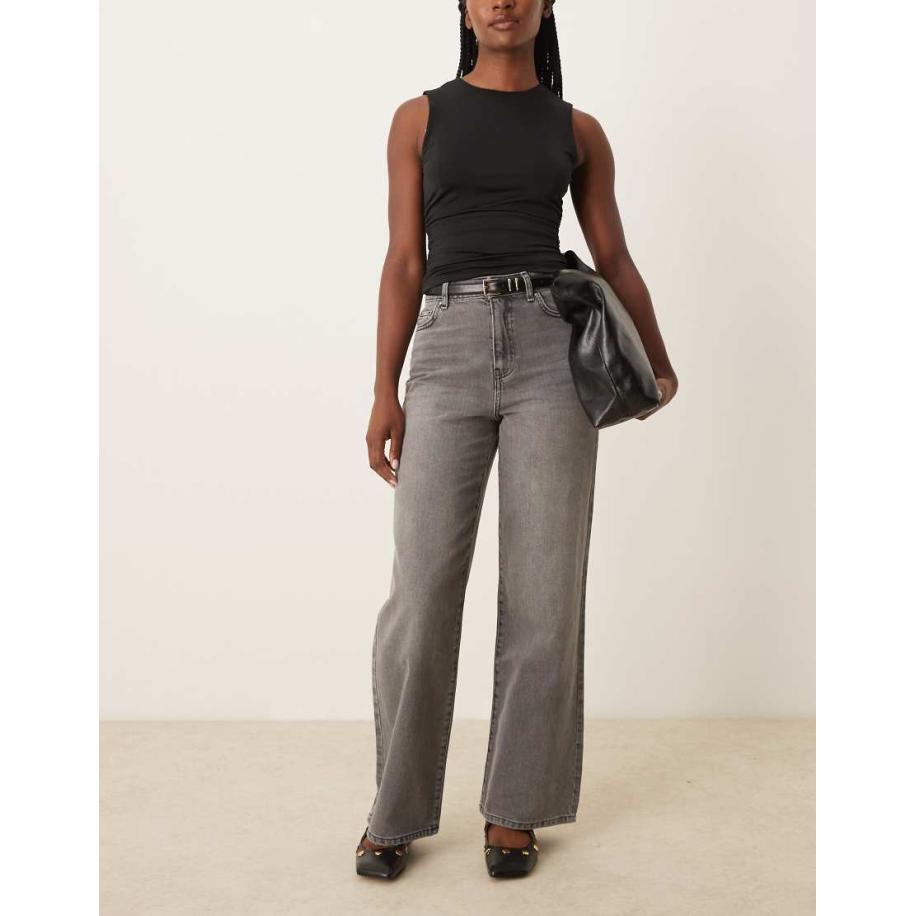 New Look Adalea Jeans met hoge taille en wijde pijpen in grijs Grijs