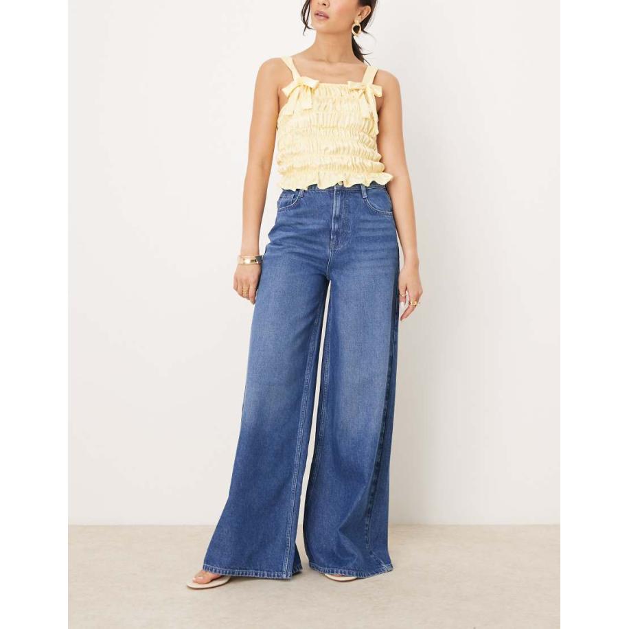 Nobody's Child Denim jeans met 5 zakken en wijde pijpen in getinte blauwe mid-wash Blauw