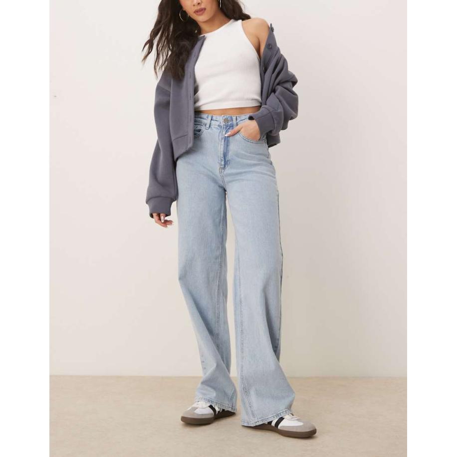 VILA Freya Jeans met wijde pijpen en hoge taille in lichtblauw denim Blauw