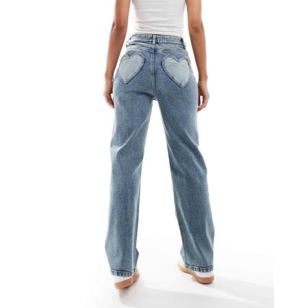 Miss Selfridge Jeans met rechte pijpen en hartvormige zakken in dirty wassing-Blauw