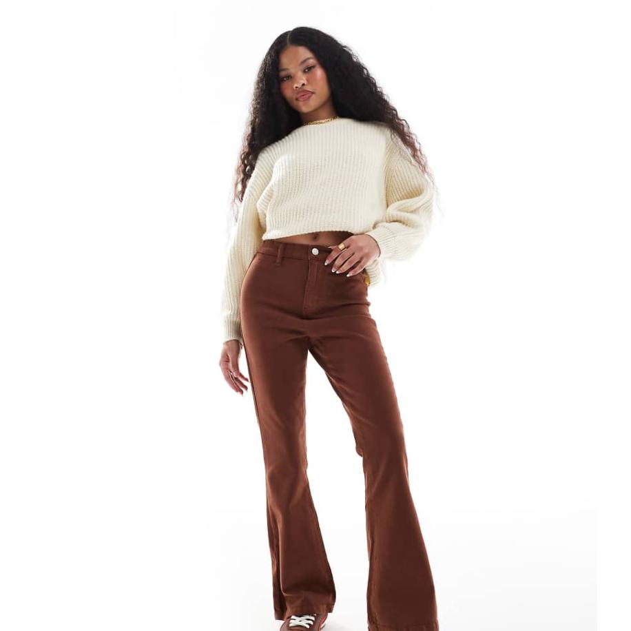 DTT Petite Bianca Flared jeans met hoge taille in chocoladebruin Bruin