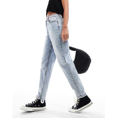 Miss Selfridge Mom jeans met hoge taille in lichtblauwe acid wash
