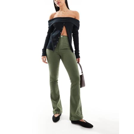 DTT Bianca Flared jeans met hoge taille in kaki-Groen