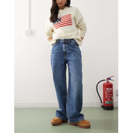 Reclaimed Vintage Baggy jeans met lage taille in middenblauw met wassing
