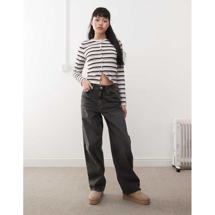 Miss Selfridge Ruimvallende jeans in lichte zwarte wassing Zwart