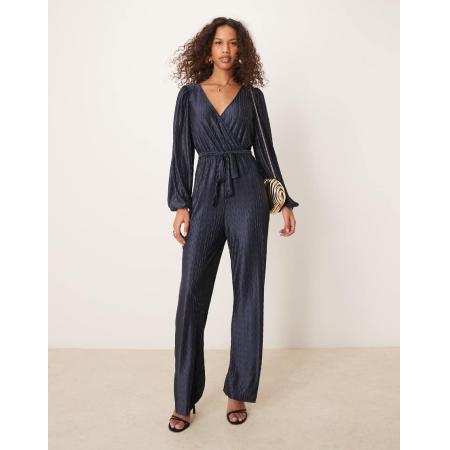 VILA Plissé jumpsuit met overslag aan de voorkant in marineblauw