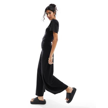 ASOS DESIGN Jumpsuit met wijde pijpen en gerimpelde zijkant in zwart