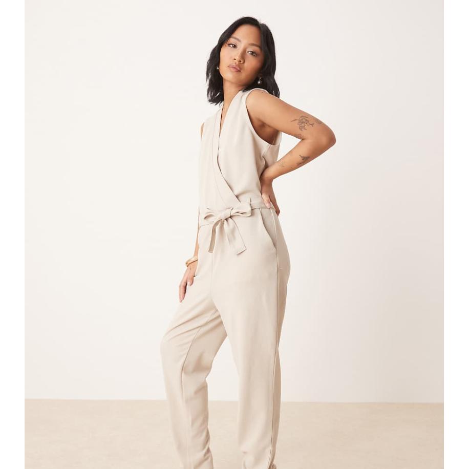 JDY Petite Elegante jumpsuit in beige-Neutraal Multicolor