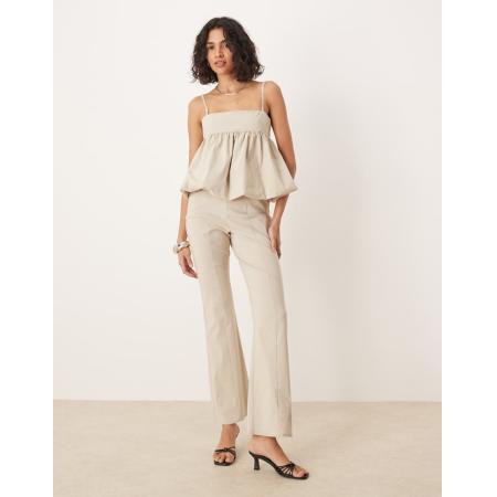 ASOS DESIGN Peplum jumpsuit met structuur in ivoor-Wit