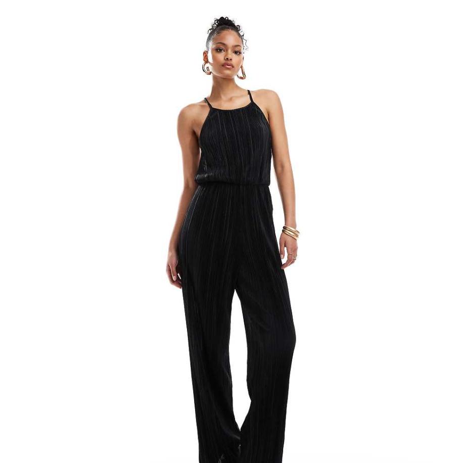 JDY Tall Plissé jumpsuit met open achterkant in zwart Zwart