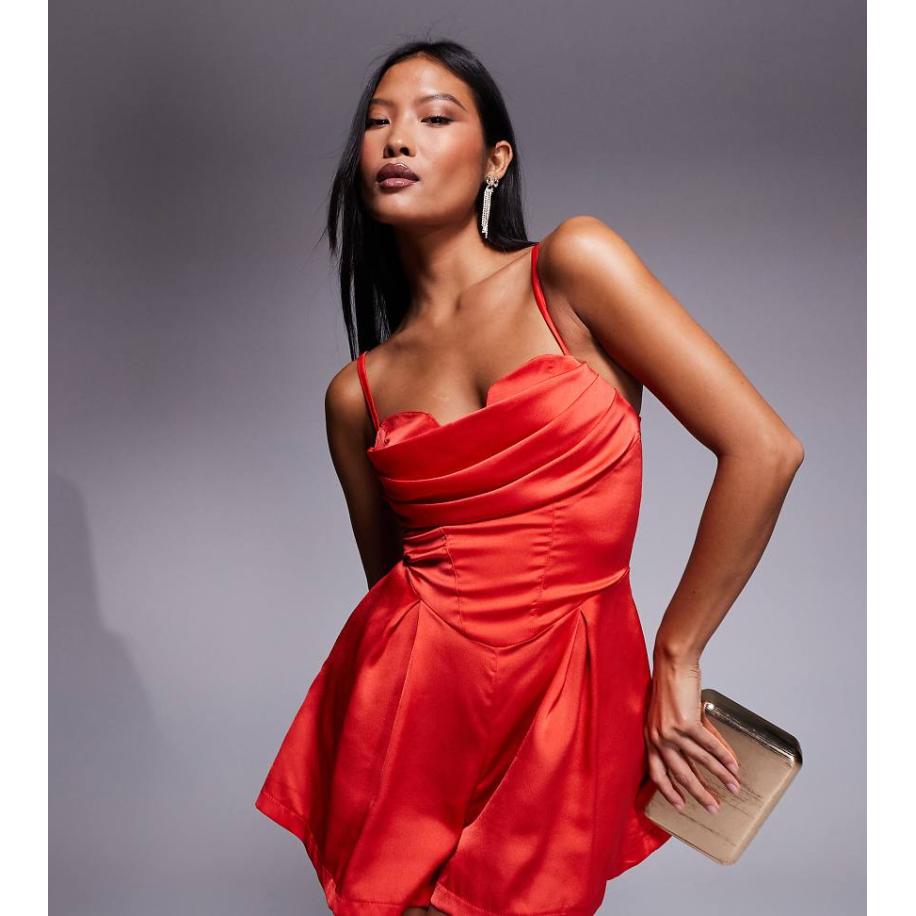 Jaded Rose Petite Satijnen korset-playsuit in rood Rood