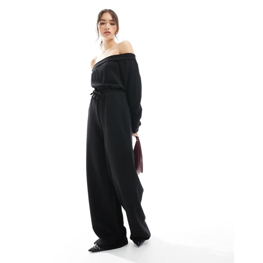 Miss Selfridge Jersey jumpsuit met wijde pijpen en blote schouders-Zwart Zwart
