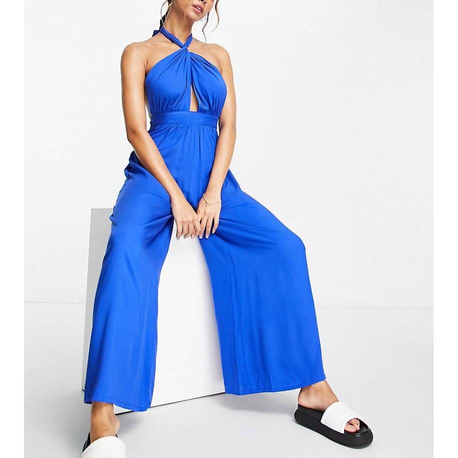 Esmee Exclusives Strandjumpsuit met gekruiste halternek in kobaltblauw Blauw